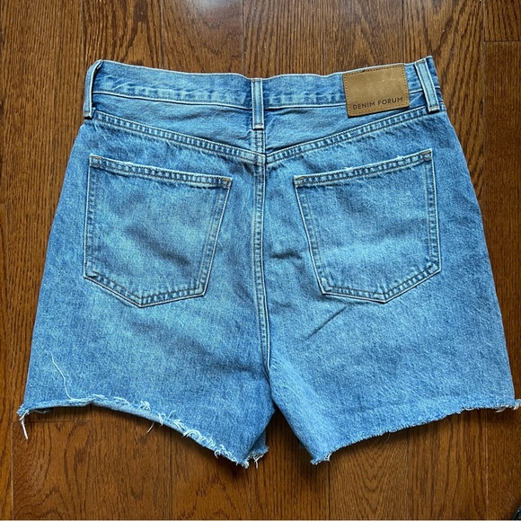 Aritzia Denim Forum Yoko High Rise Mid Thigh Cut-Off Denim Shorts - Size 29 - Picture 11 of 16